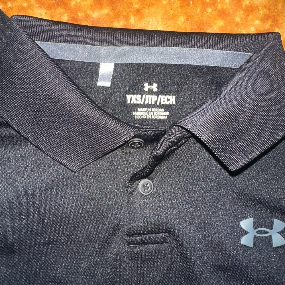 Under Armour Performance Polo 3 tops all size XS (6) bundle - Picture 6 of 7